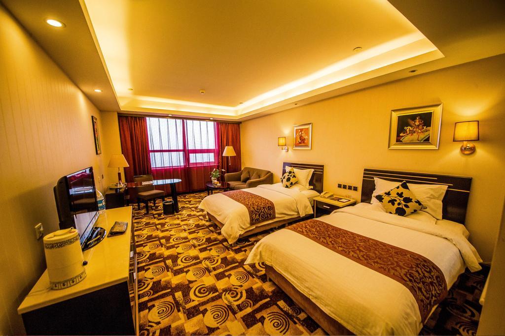 Jingzhou International Hotel สือเจียจวง ภายนอก รูปภาพ