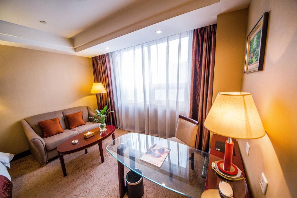 Jingzhou International Hotel สือเจียจวง ภายนอก รูปภาพ