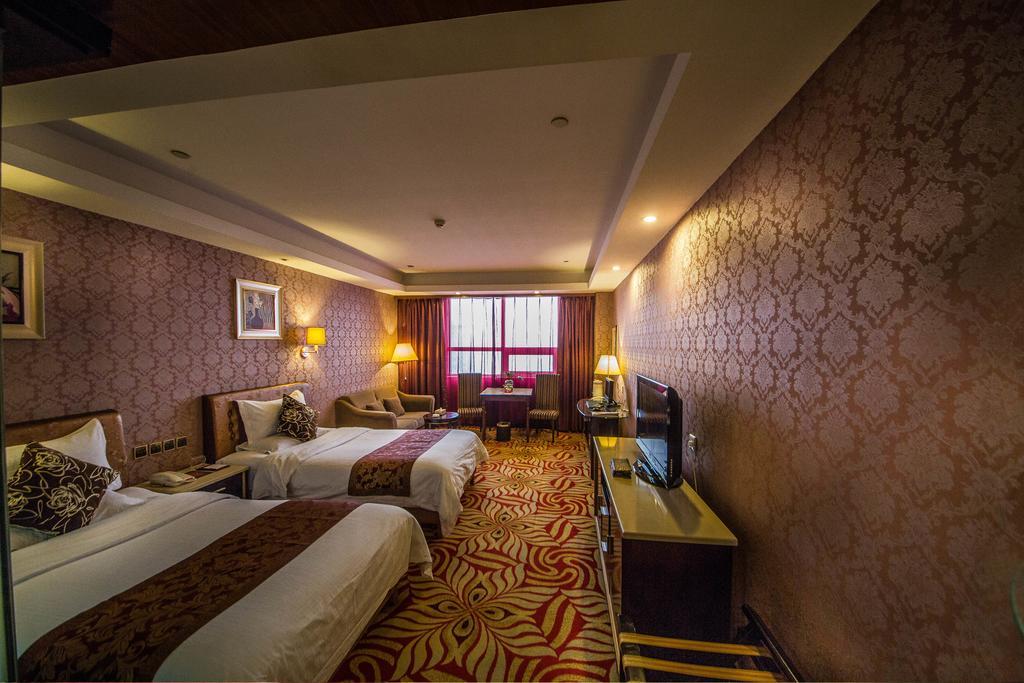Jingzhou International Hotel สือเจียจวง ภายนอก รูปภาพ