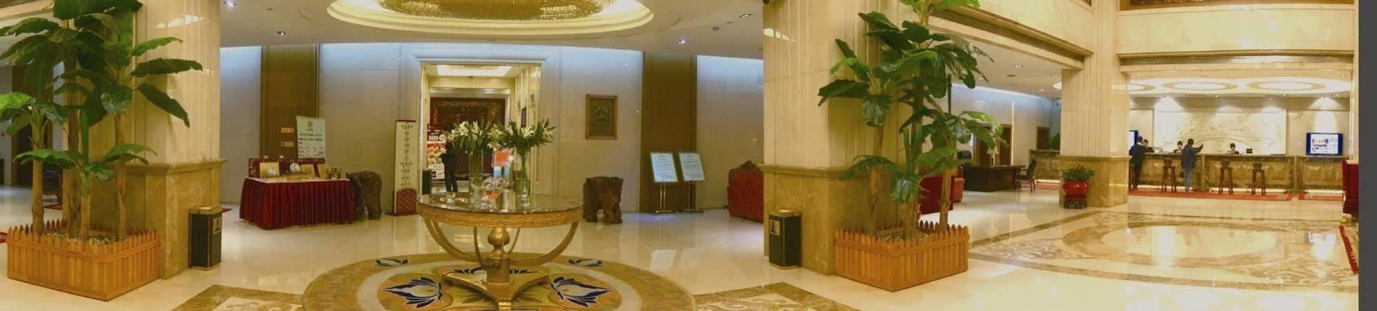 Jingzhou International Hotel สือเจียจวง ภายนอก รูปภาพ